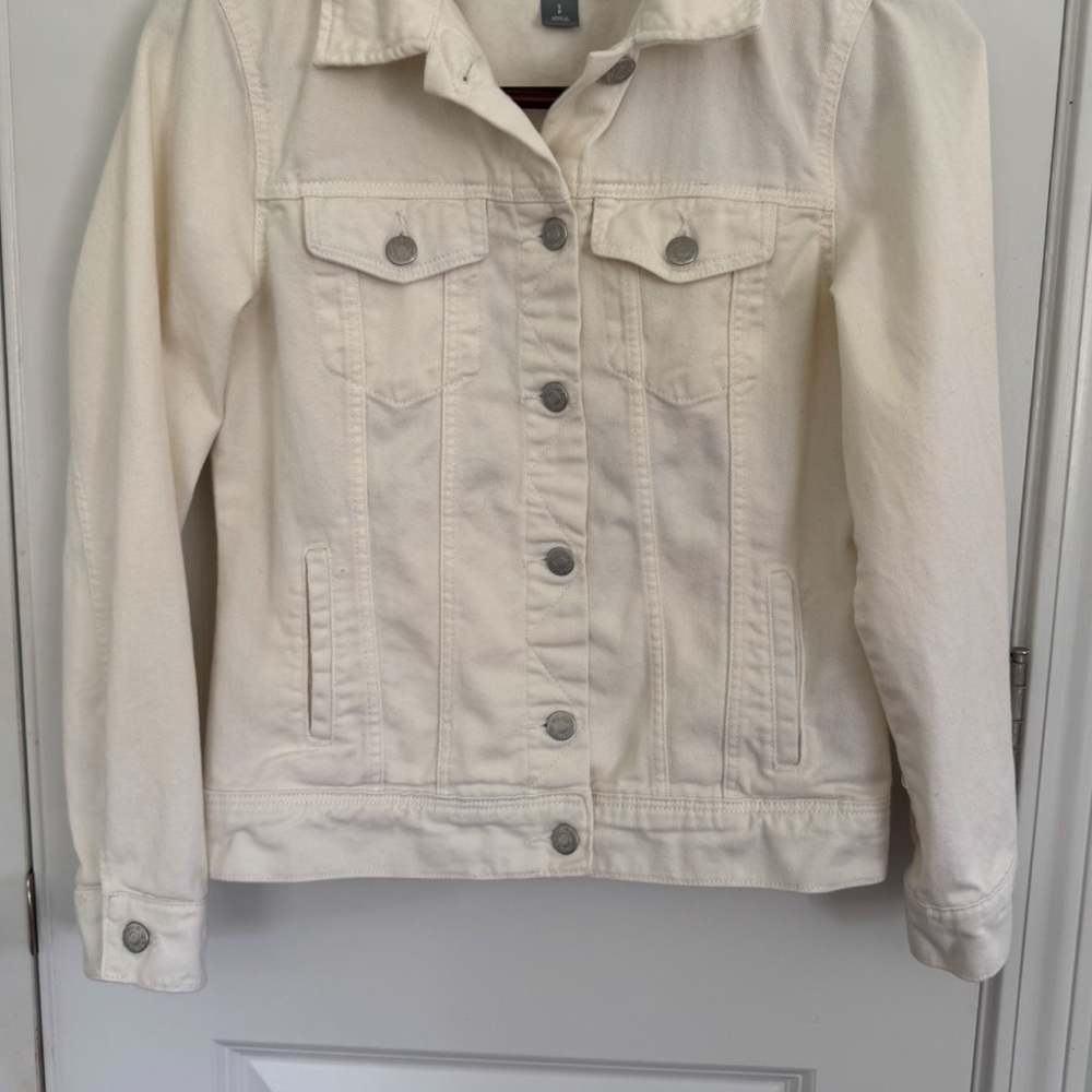 Old Navy White Denim Jacket - Picture 3 of 9